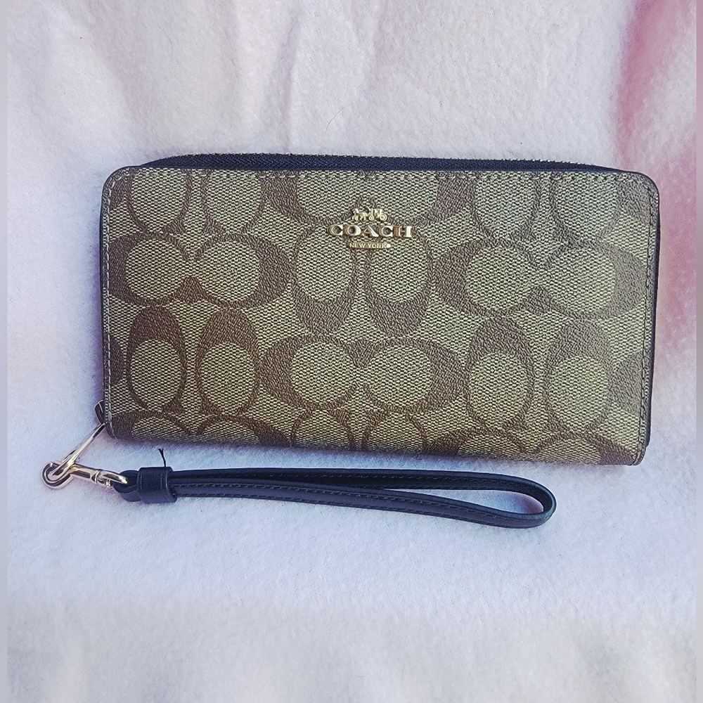 Coach Signature Wristlet
